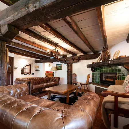 La Foux - Ancienne Ferme Renovee Holiday home Allos